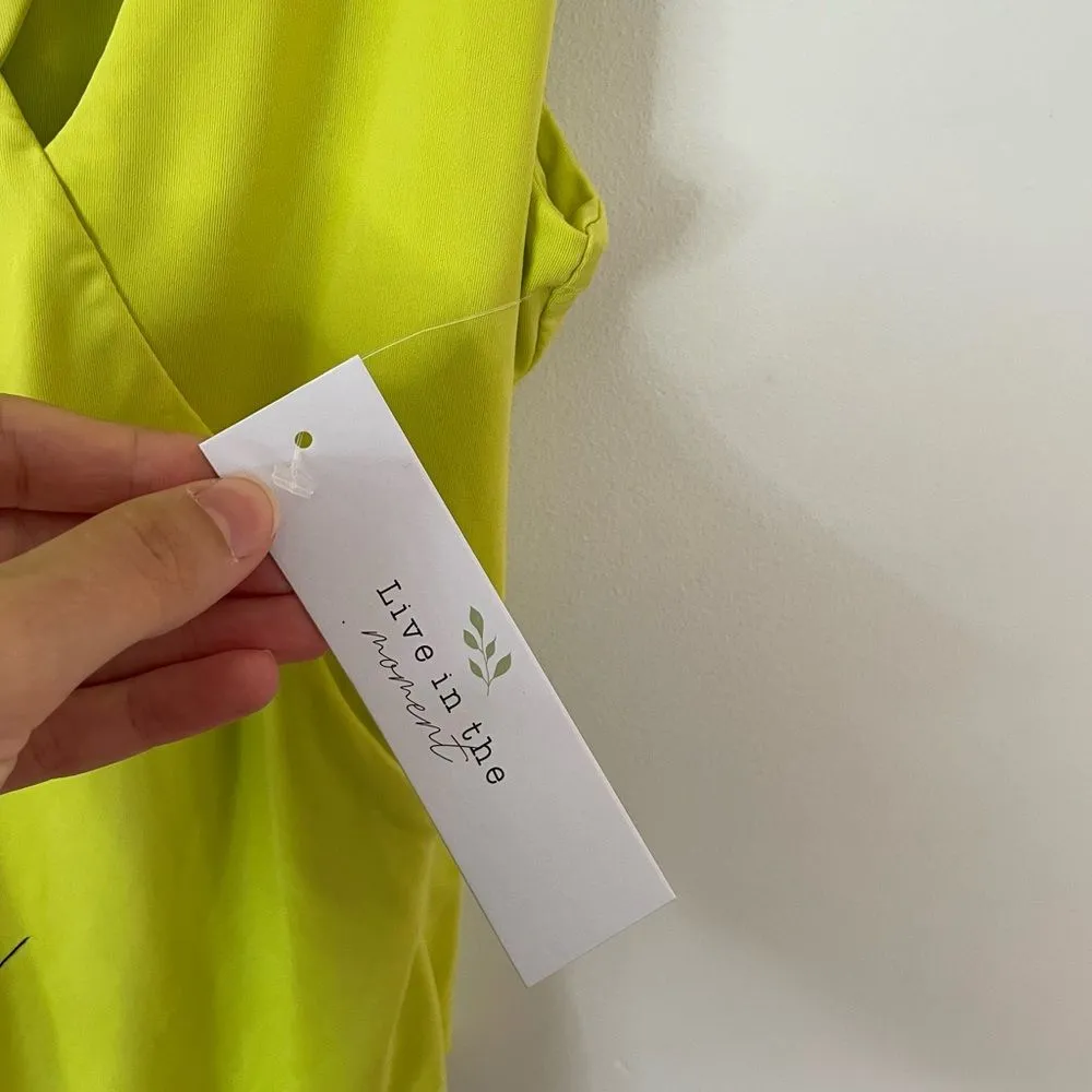 New Live In The Moment Bodysuit Green NWT size XS - Image 3