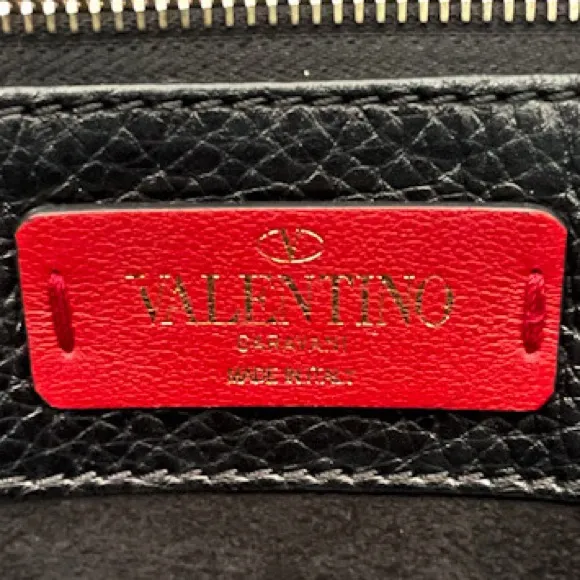 Valentino Garavani rockstud leather tote bag - Image 9