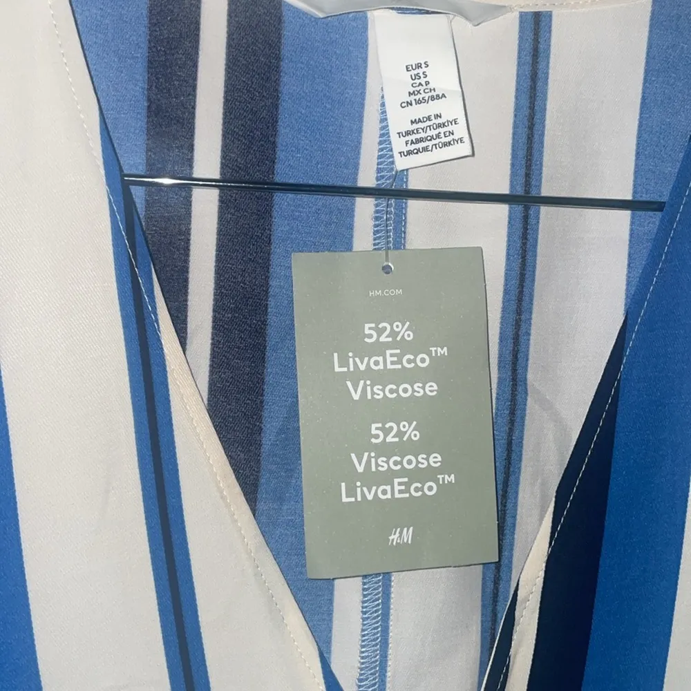 V-neck kaftan dress - Image 9