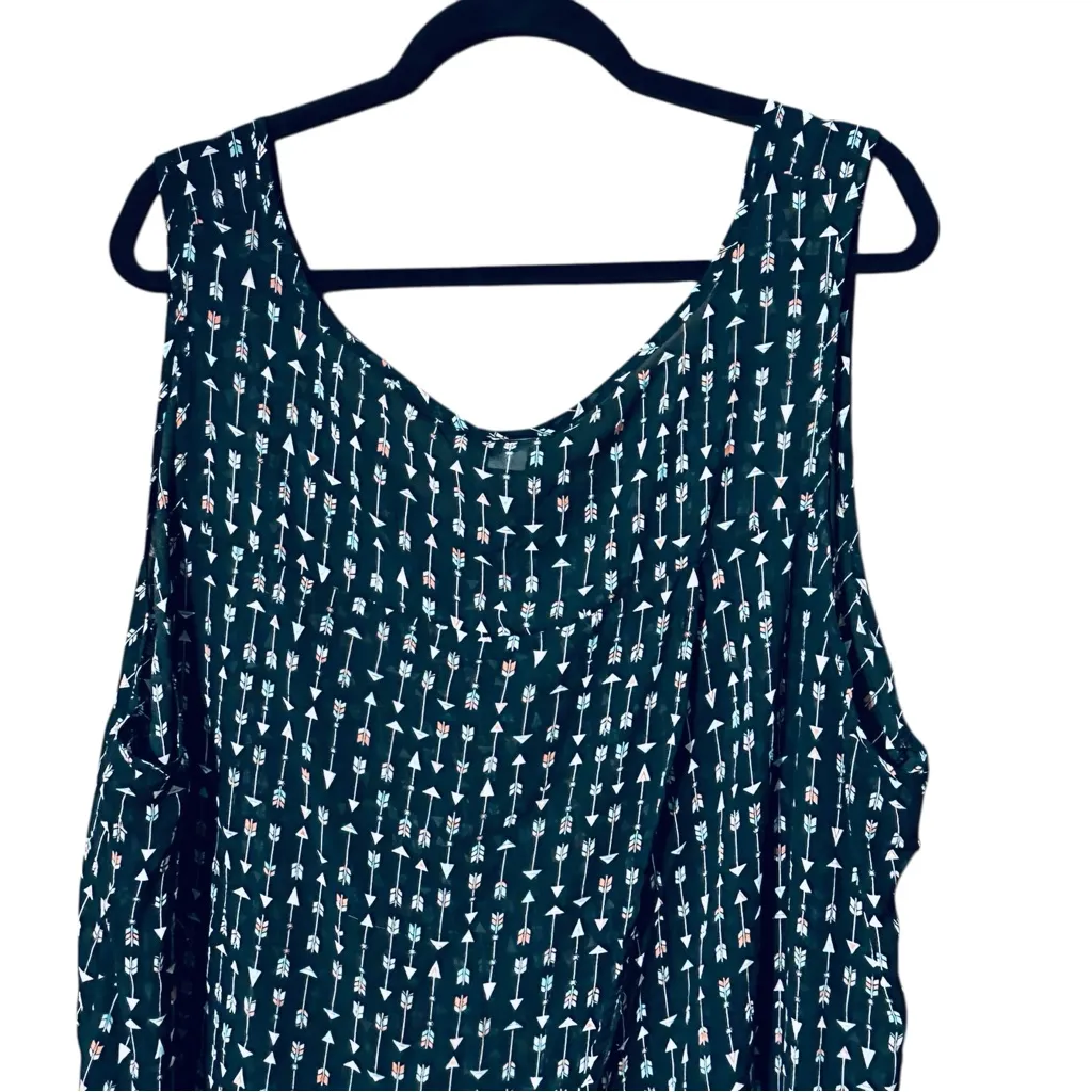 Torrid Arrow Print Tulip Split Back Tank Top Sz 4 - Image 6