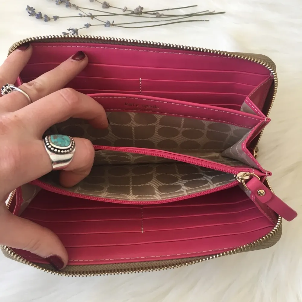 Kate Spade New York Gold Zipper Wallet - Image 8