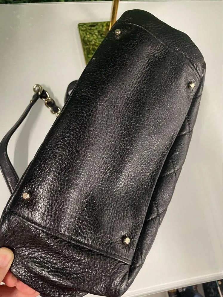 - Gold Coast Elizabeth Shoulder Bag - Black Quilted Cowhide - Image 12