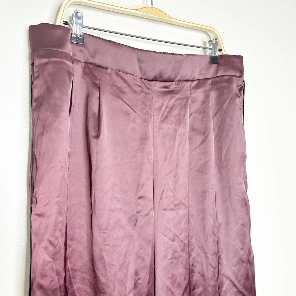 Torrid Womens Wide Leg Satin High Rise Pant Pleated Front Sassafras Size 1R NEW - Image 6