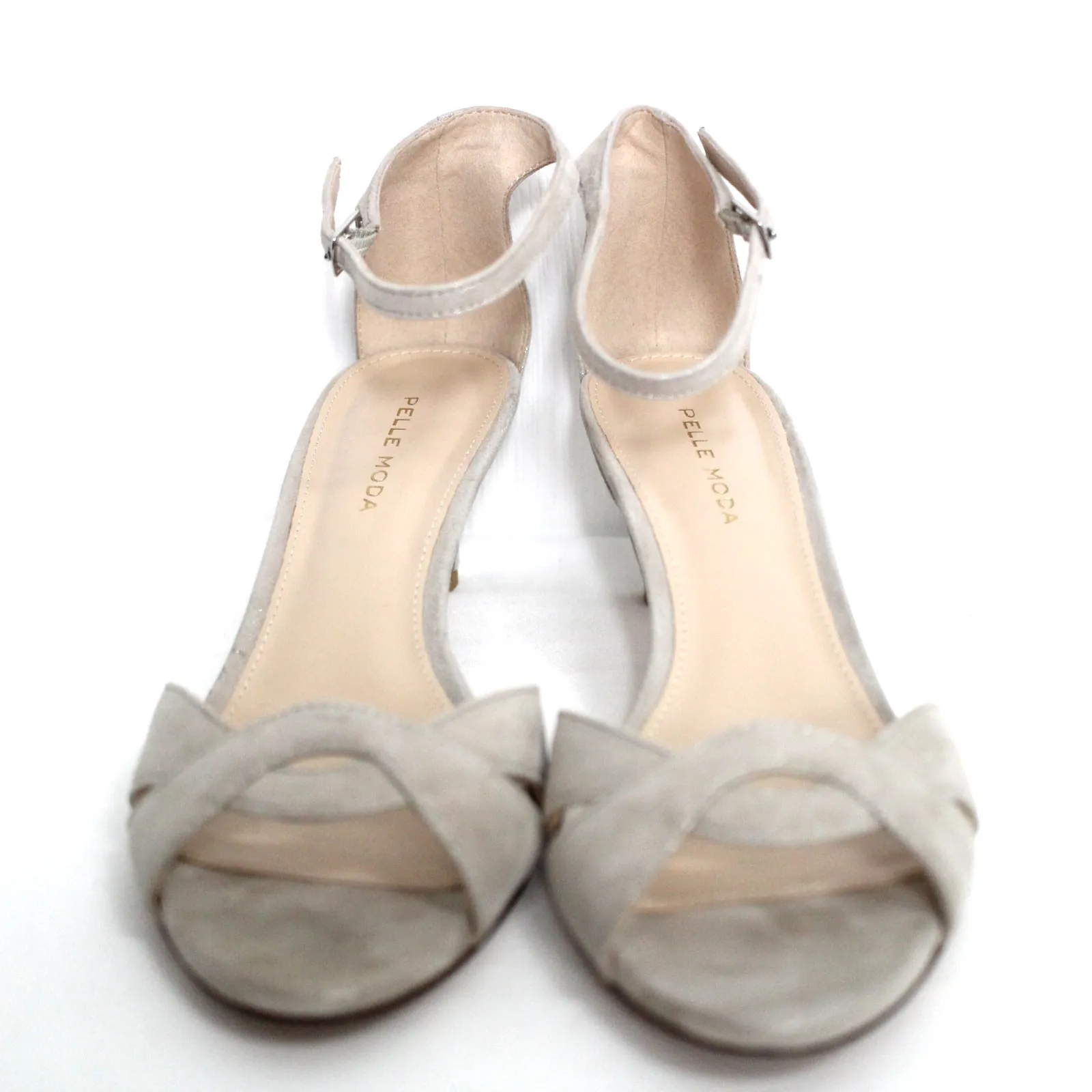 Pelle Moda Women's Bekim Kitten Heel Sandal Size 8.5 NIB Shimmer Silver - Image 2