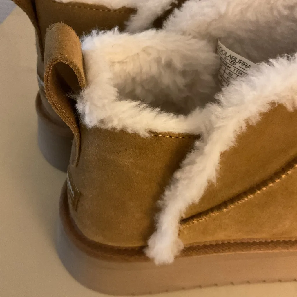 Koolaburra by Ugg women suede platform koola short mini boots size 10 Brown - Image 10