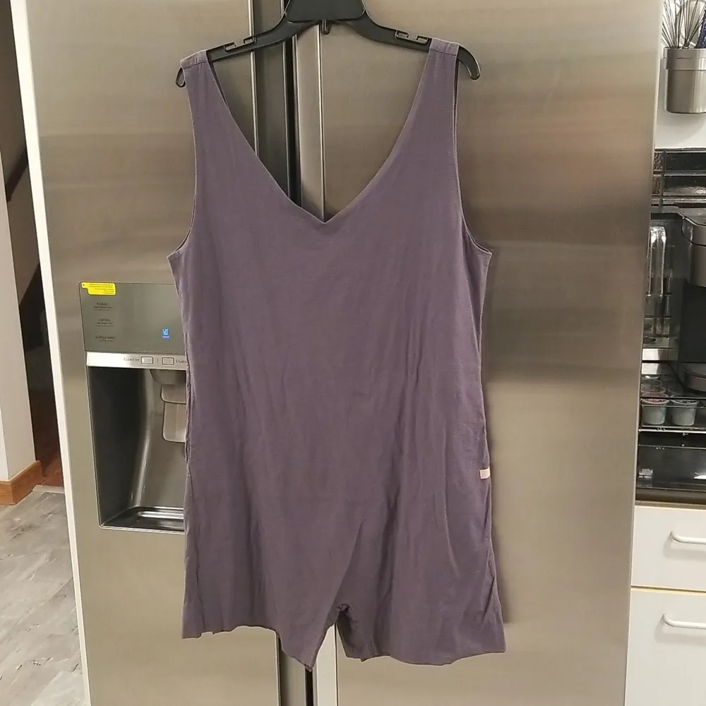 💕LUNYA💕 Cool Short Romper ~ Meditative Grey Medium NWOT - Image 5