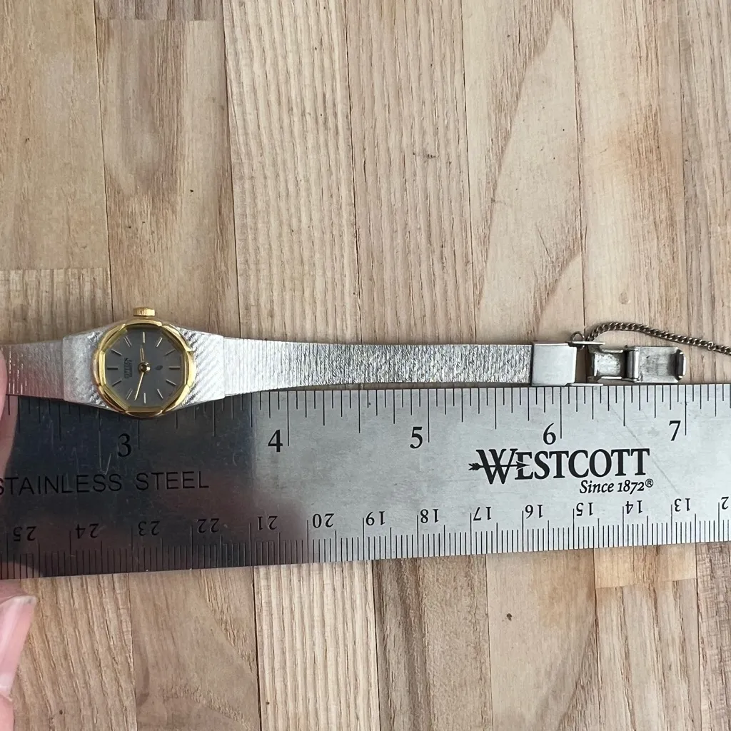 Citizen Ladies Watch Very Rare Vintage Two-Tone Case Gray Dial Silver Bracelet - Image 10