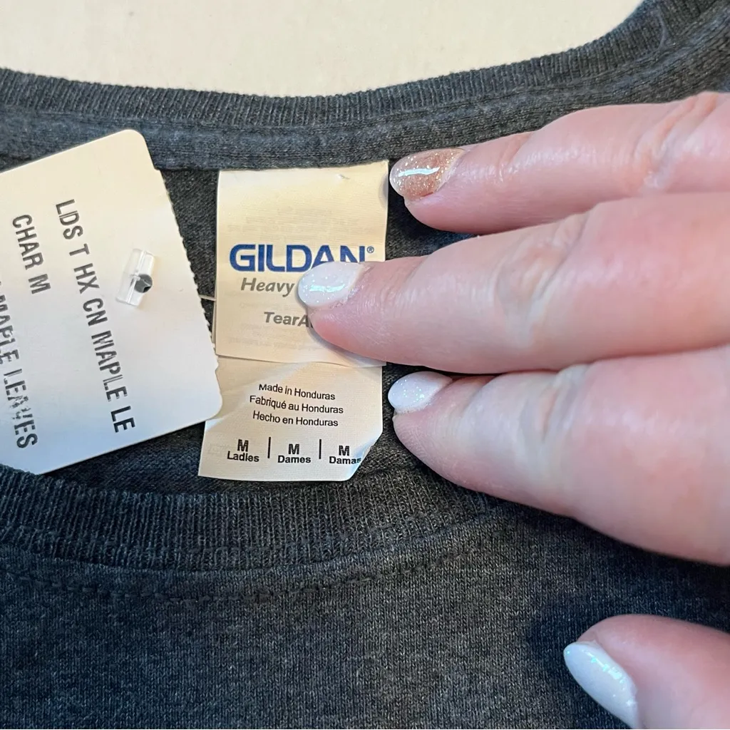 Canada Halifax NS Women Size‎ Medium Grey Gray Maple Leaf Short Sleeve Shirt NEW - Image 3