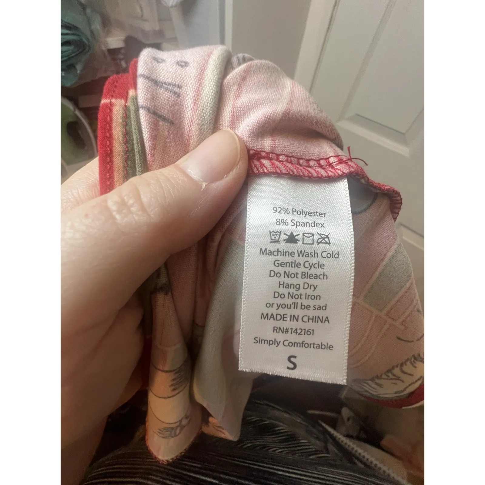 LuLaRoe L Gigi Christmas Santa Print Buttery Soft 3/4 Sleeve Shirt NWT rare - Image 6