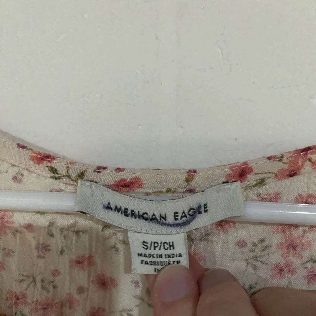 Floral Patchwork Boho Top American eagle small - Image 3