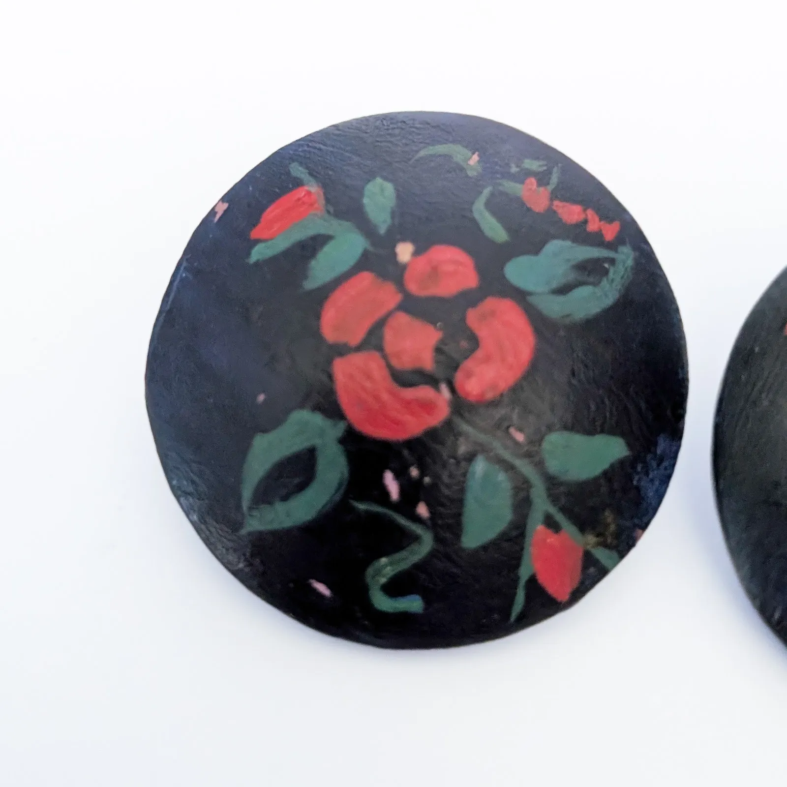 Vintage Clip On Earrings Very Large 1.5" Painted Red Flower Dark Blue - Image 3