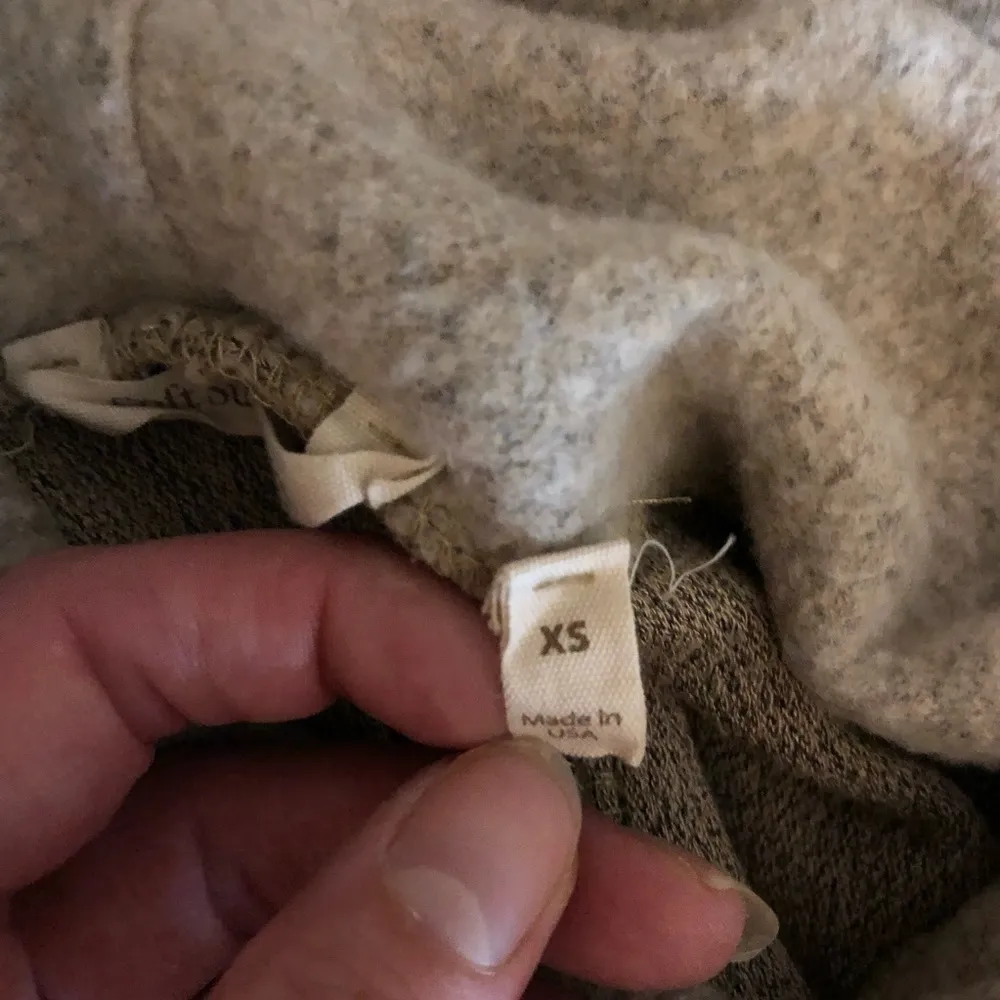 Soft Surroundings Tan Fleece Turtleneck Split Back Sweater Size Extra Small - Image 12