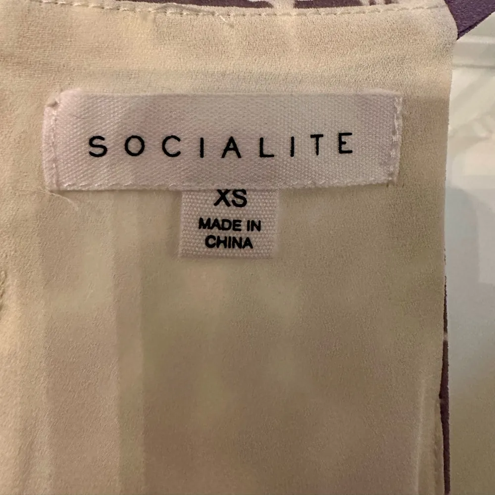 SOCIALITE - Racerback V-neck Animal Print Mini Dress - BRAND NEW! - Image 4