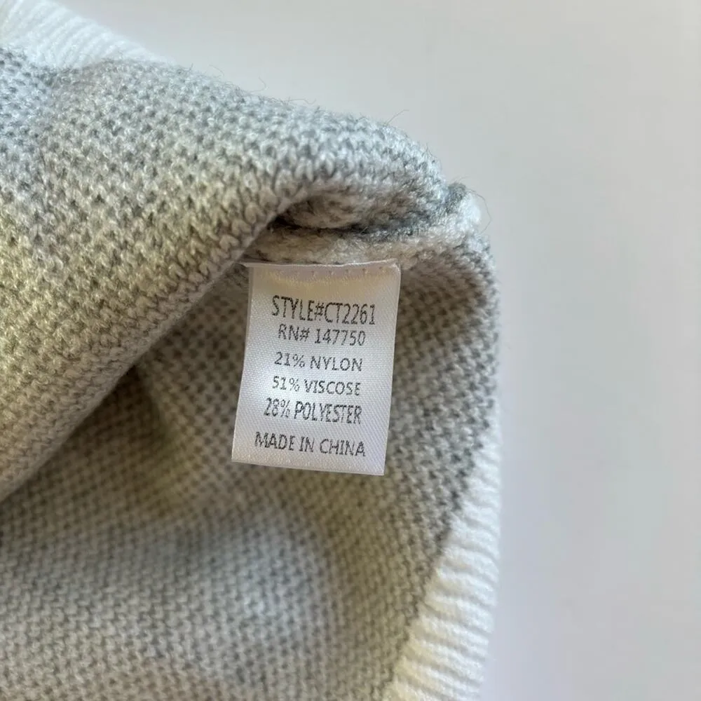 Cezele Boutique White and Gray Faux Pearl Pullover Crewneck Sweater Size Medium - Image 7