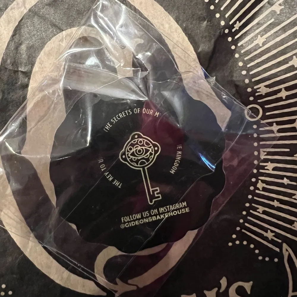 Gideons Bakehouse death’s head cookie pin January 2024 Limited Edition -new - Image 2