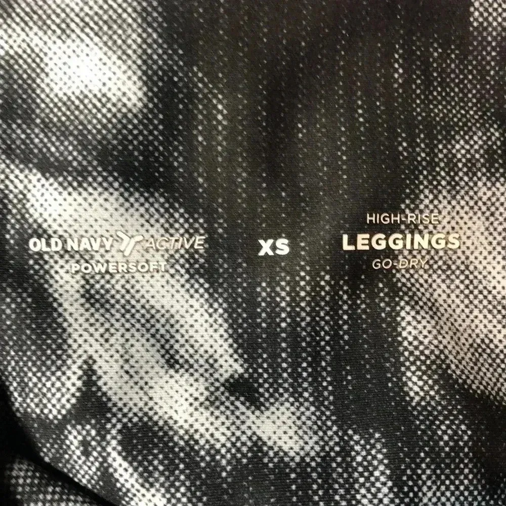 OLD NAVY Active Powersoft High-Rise Go-Dry Leggings - Image 9