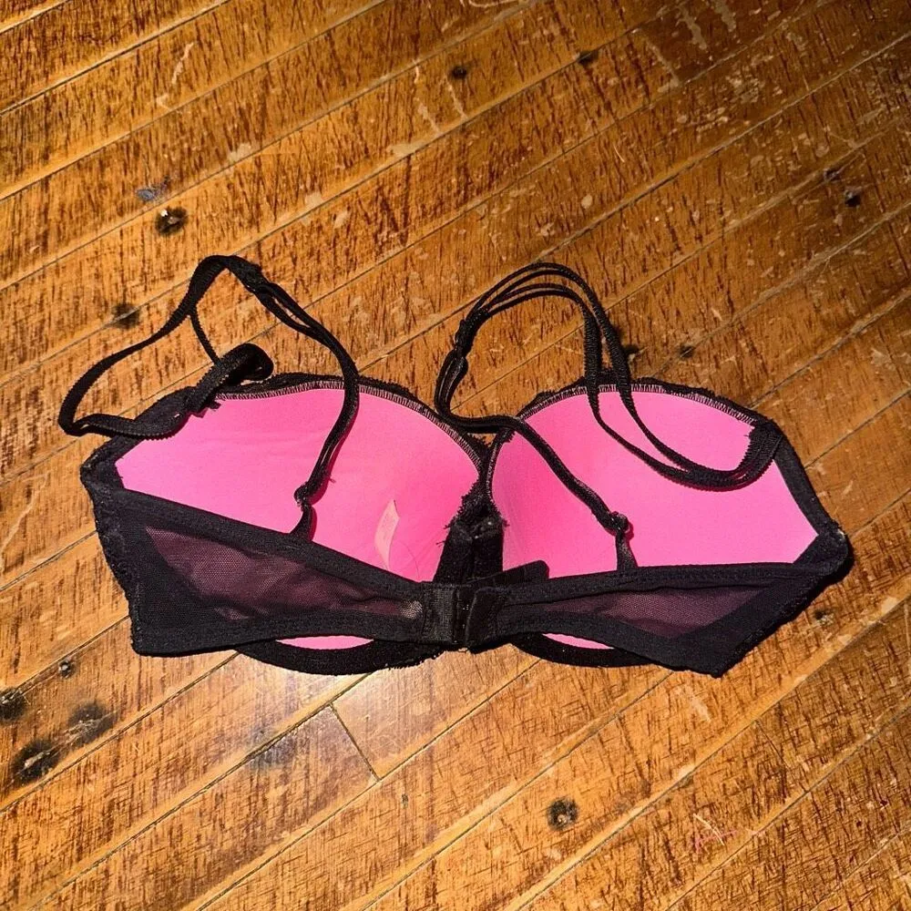 Victoria’s Secret 32D date night push-up lacy black bra - Image 2