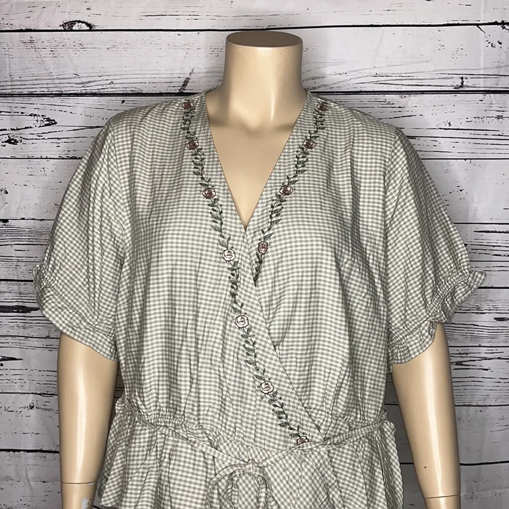 Disney Princess NWT 3X Green Gingham - Rose Embroidered Elastic Drop Waist Top - Image 2