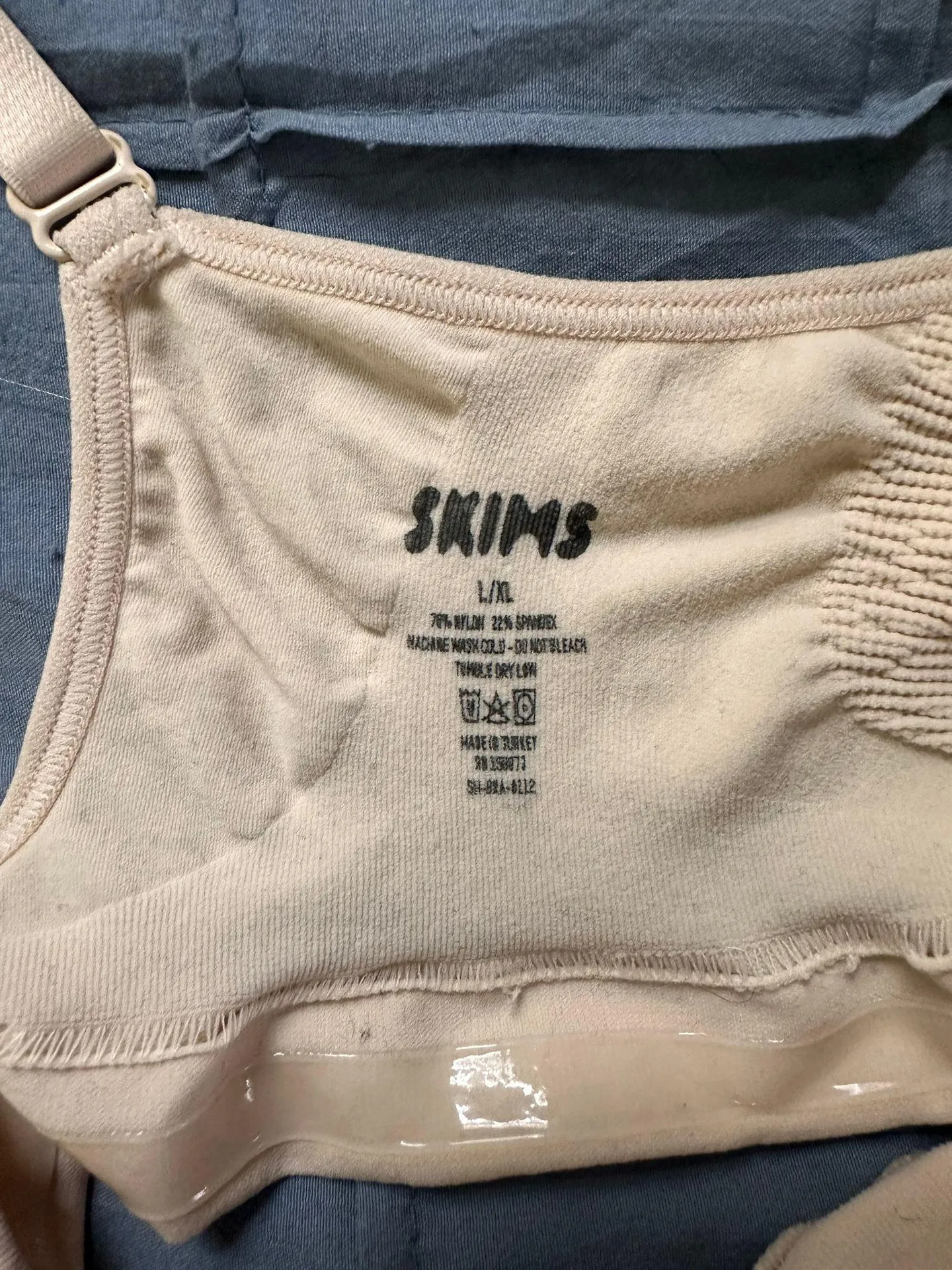 Seamless Sculpt Bralette - Image 3