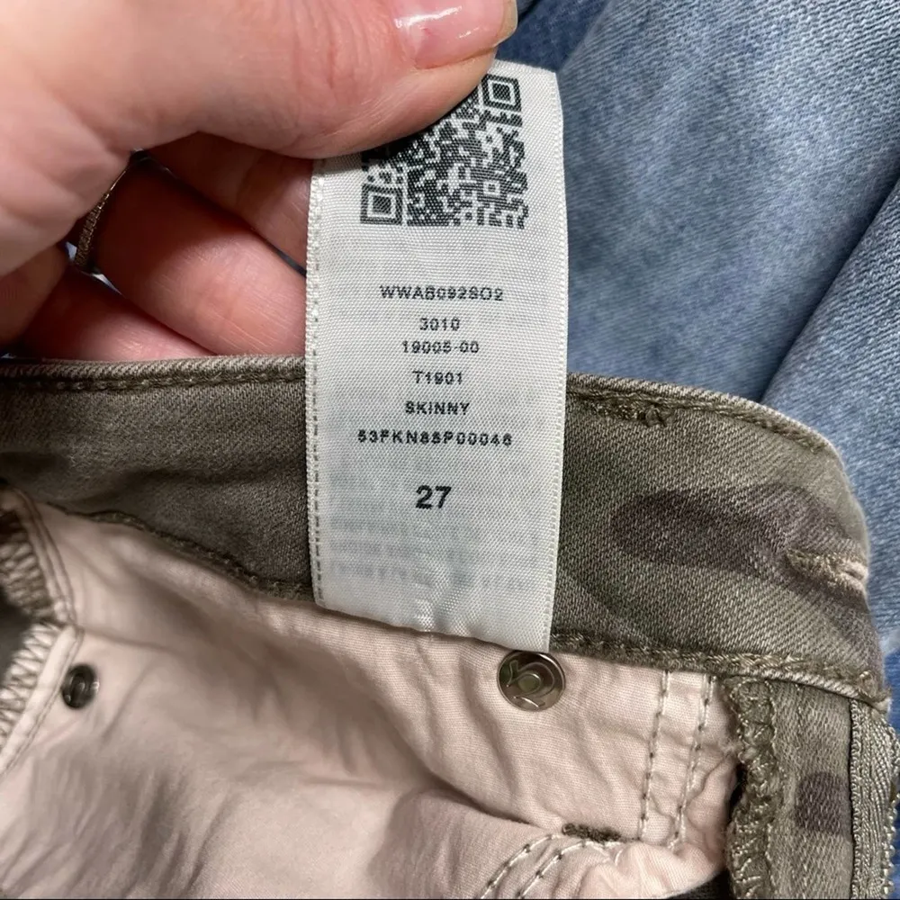 True Religion Halle Mid Rise Super Skinny Jeans In Destroyed Distressed Camo 27 - Image 13