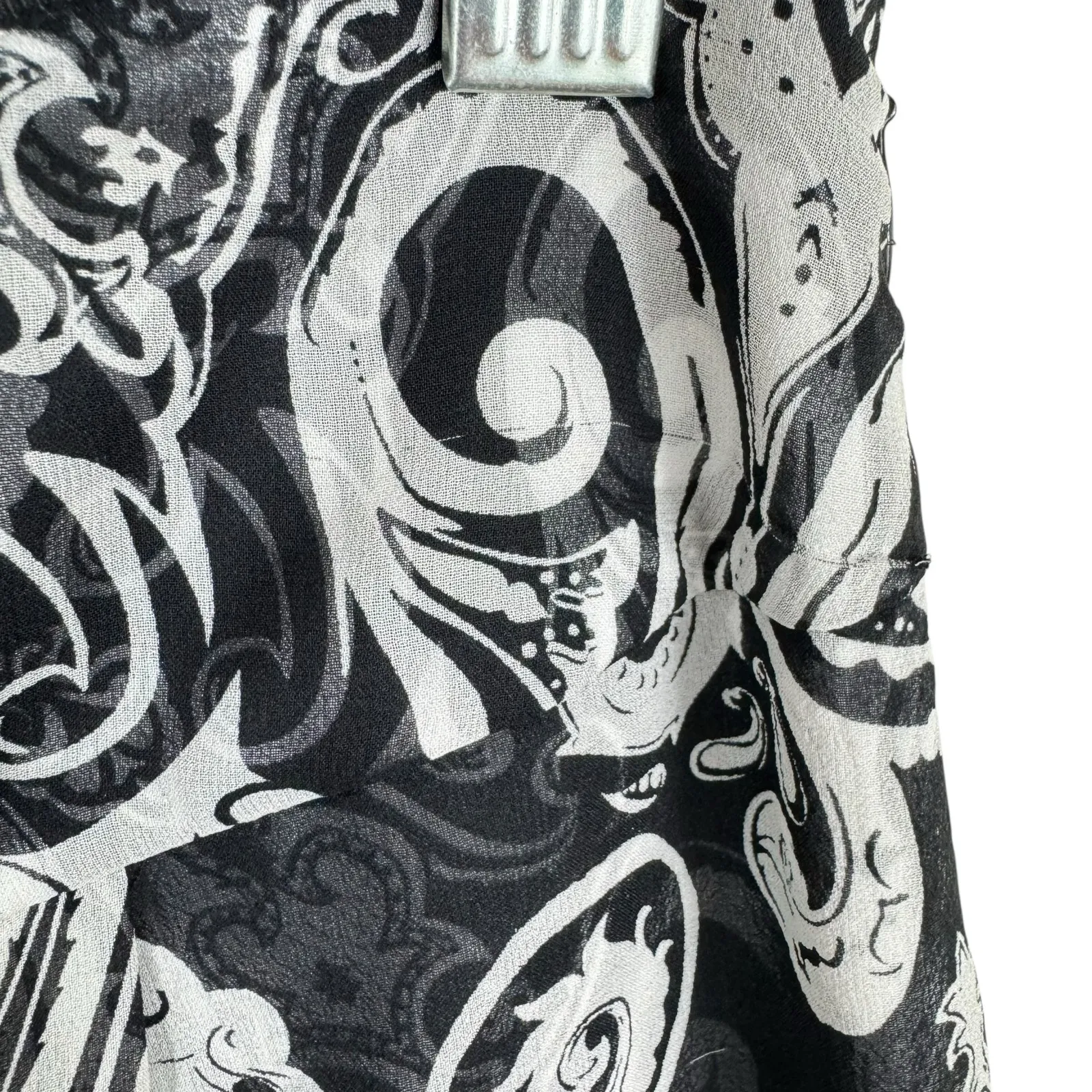 White House Black Market 100% Silk Black White Bubble Hem Mini Skirt Size 4 - Image 5