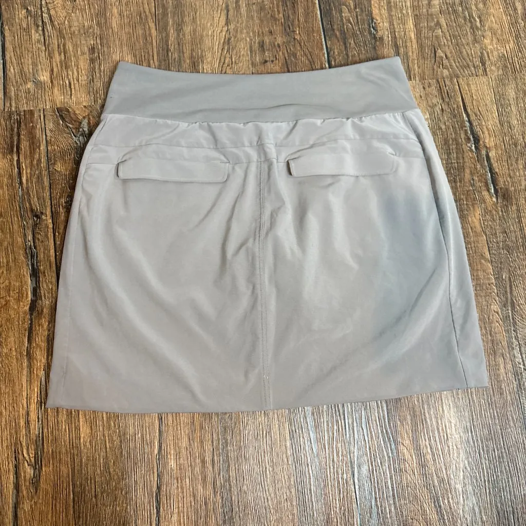 Athleta Soho Skort in Taupe Tan Grey - Image 4