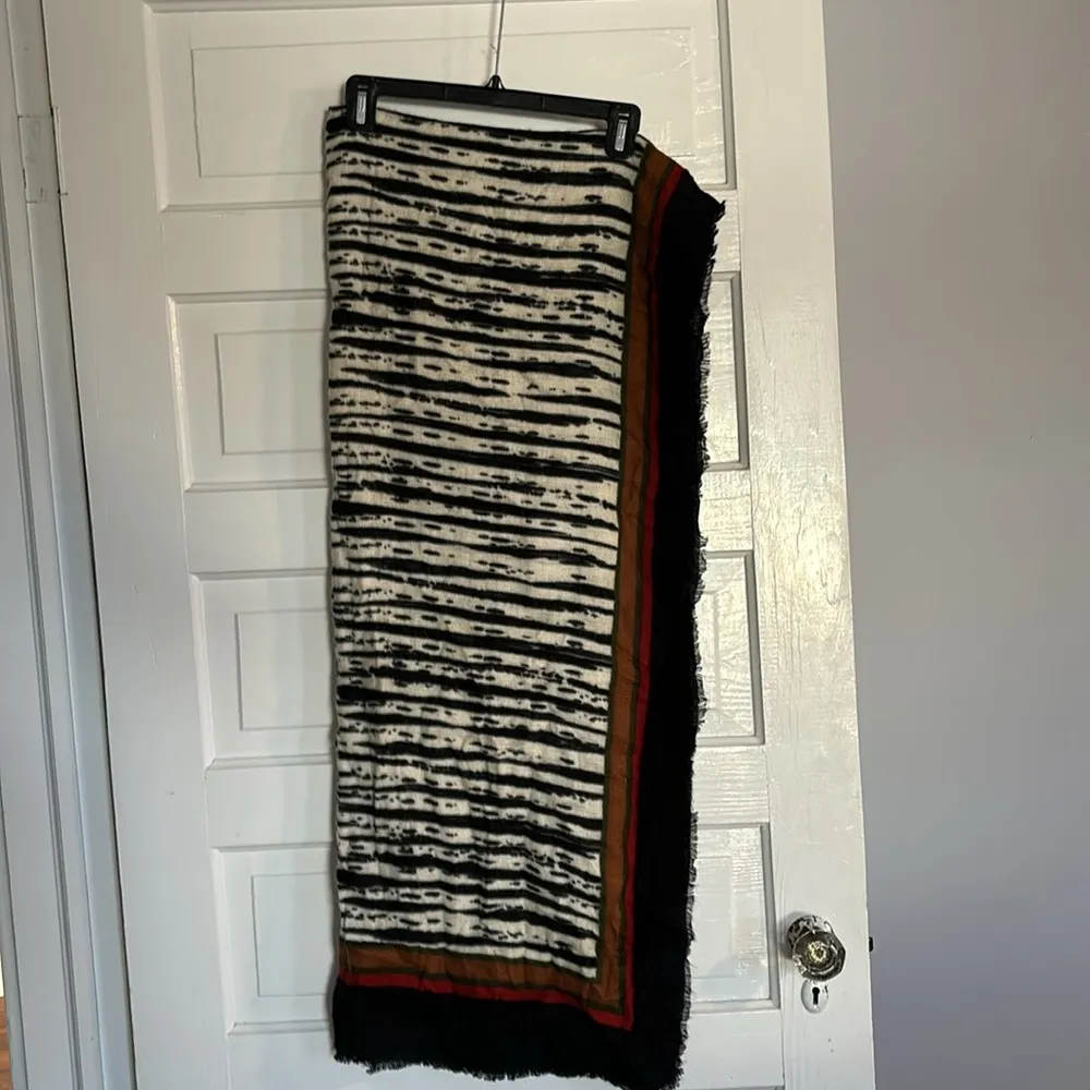 Grace & Lace Zebra Print Scarf Black - Image 3