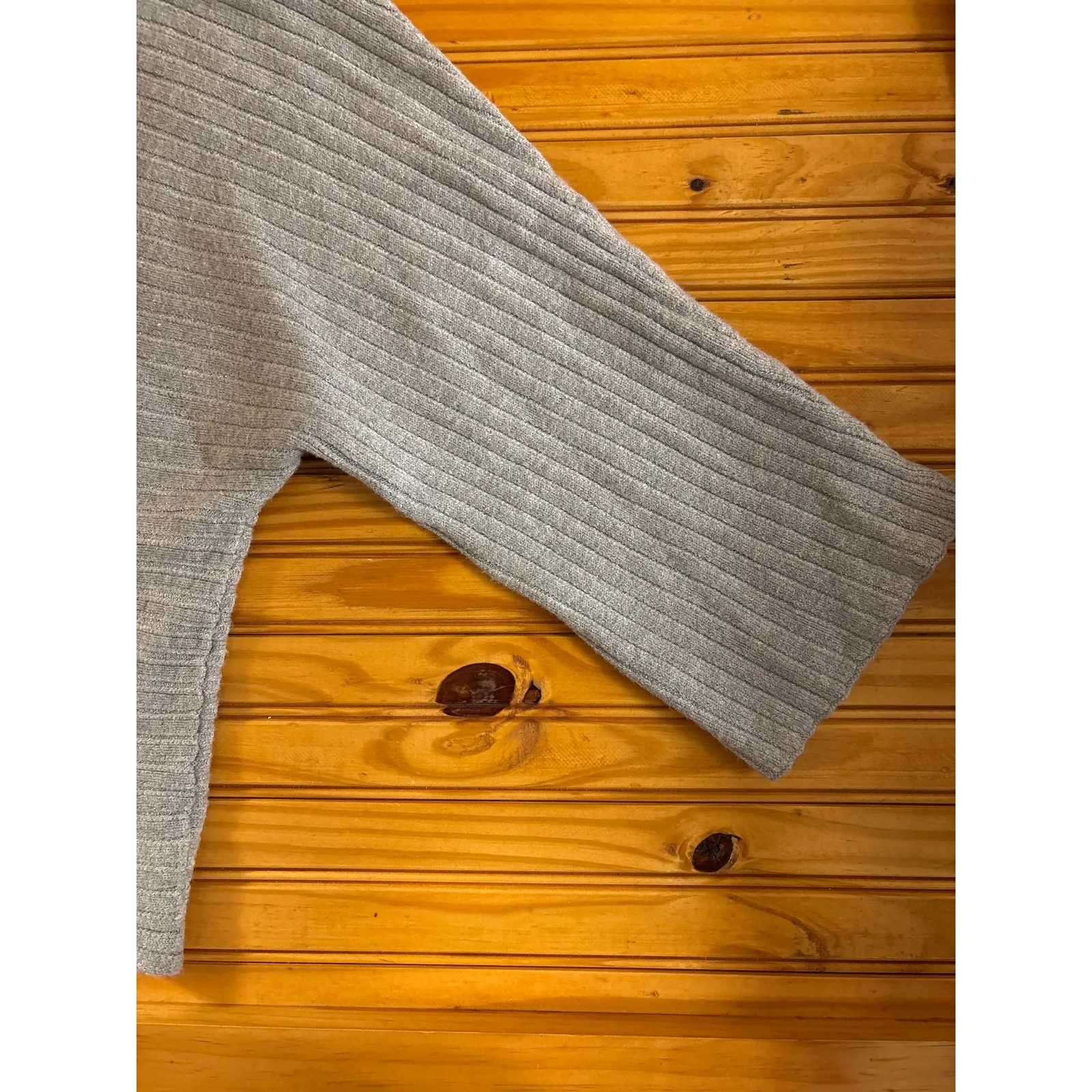 Moth by Anthropologie sweater Gray Size M - Image 7