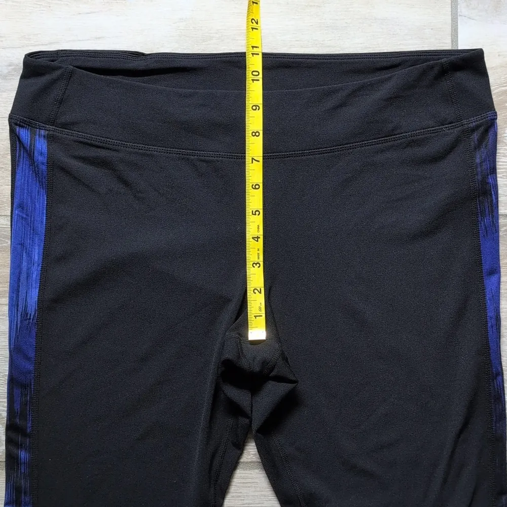 Gap Fit  Capris | GAP Fit Athletic Capri Leggings - Image 5