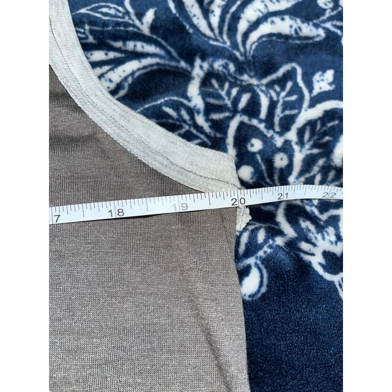 NWOT! POL Star Patch Tank Top 19” P2P - Image 6