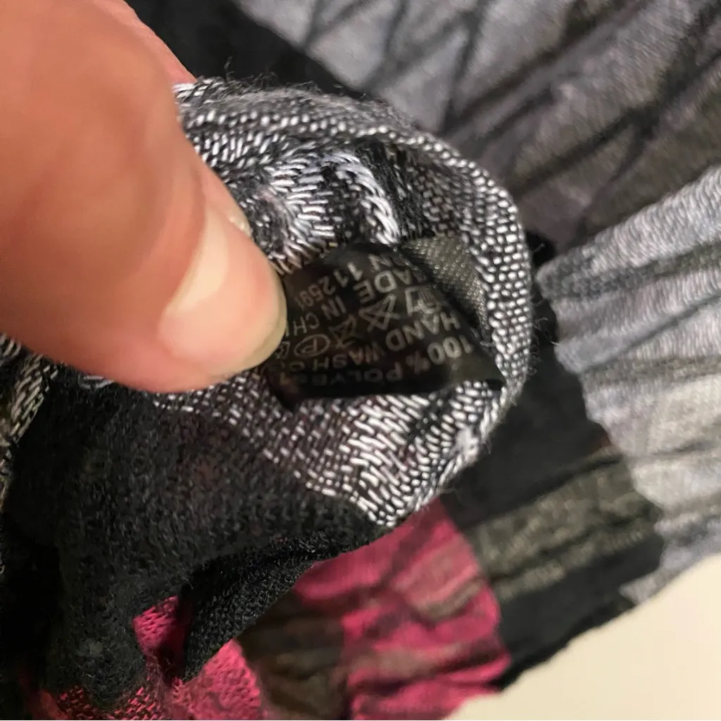 68x26 Womens Scarf Semi Sheer Red Black & Gray Striped Stripes Fringe Ends - Image 4