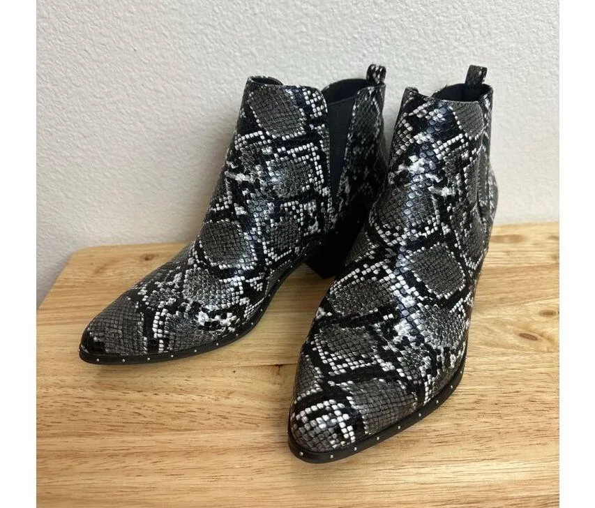 Bar III Women's Synthetic Pull On Black White Snake Skin Print  Ankle Bootie - Image 2