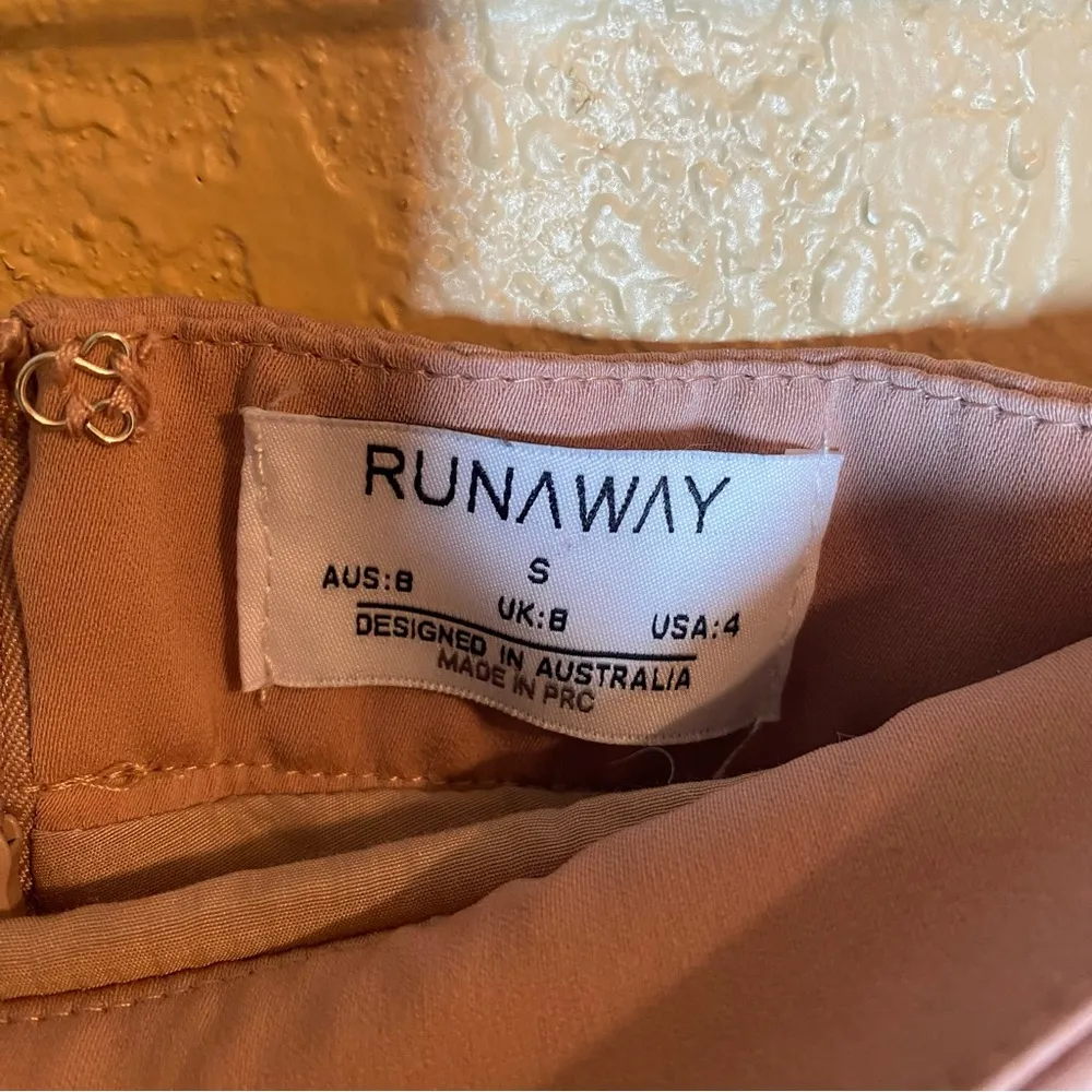 Runaway The Label Off The Shoulder Dress Mauve Size Small mini dress - Image 3