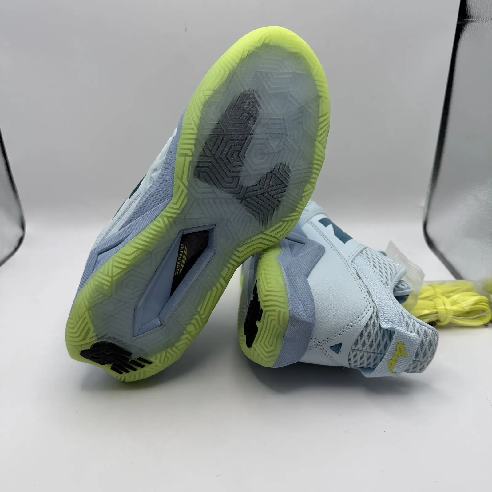 New Balance Women's CG2 Coco Gauff Women's Size 6 Tennis Shoes Blue WCHCOCU2 - Image 6