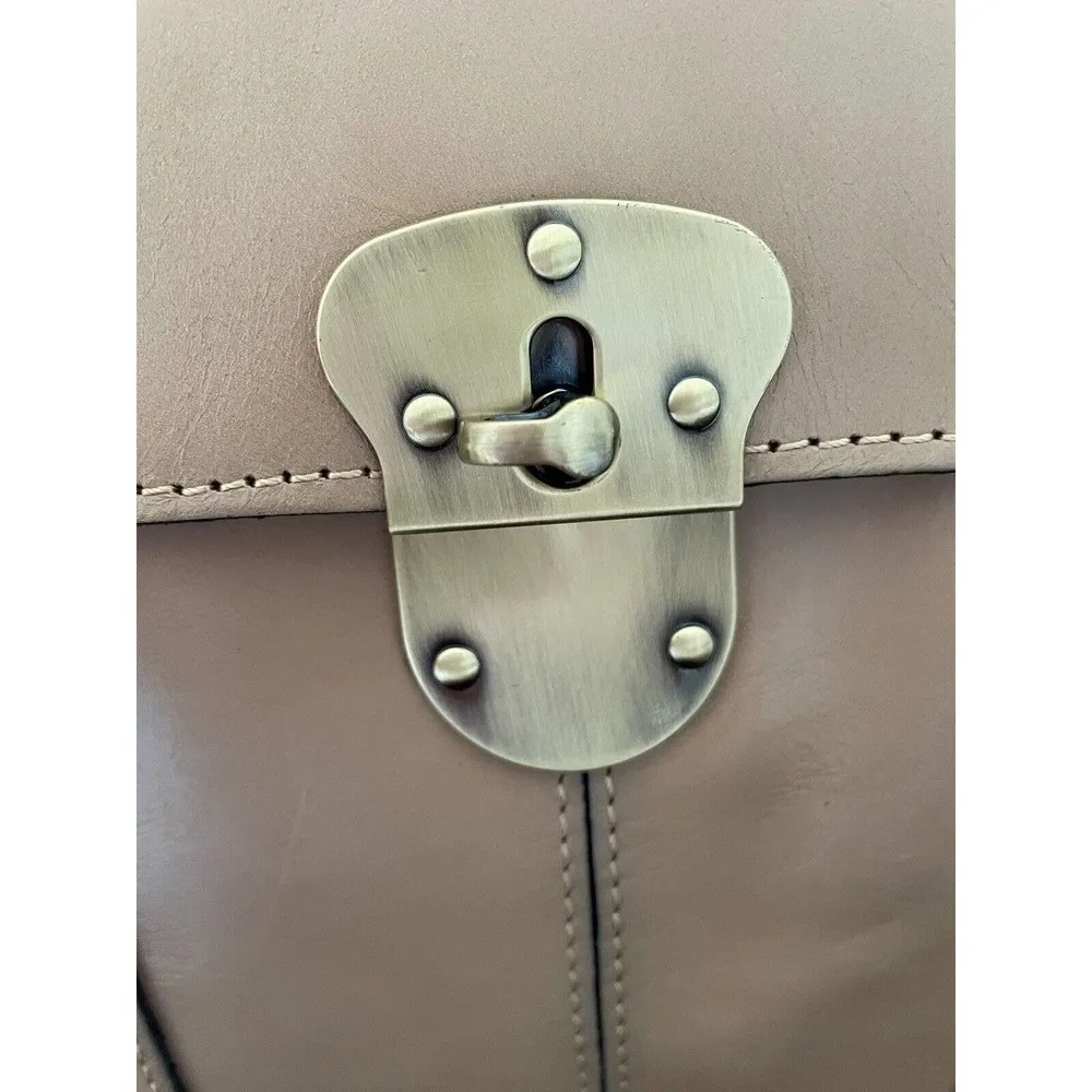 NWOT Gorgeous Patricia Nash Vienna Satchel Italian Leather Hand Bag Biscuit​ - Image 10