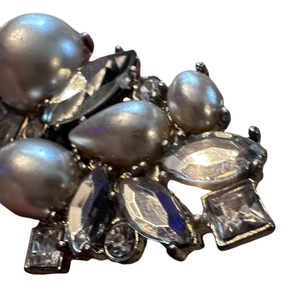 Edgy Pearl and Stone 2 Finger Ring Size 5.5 Silver - Image 6