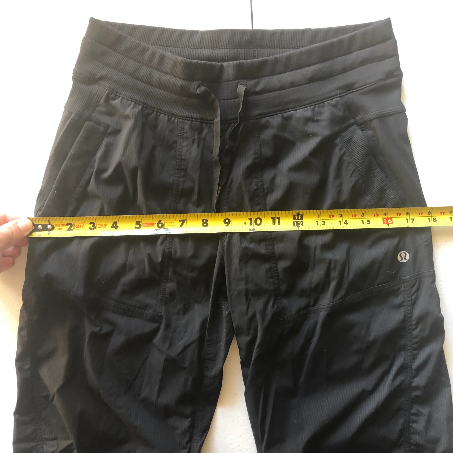 Lululemon HIKING PANTS BLACK - Image 5
