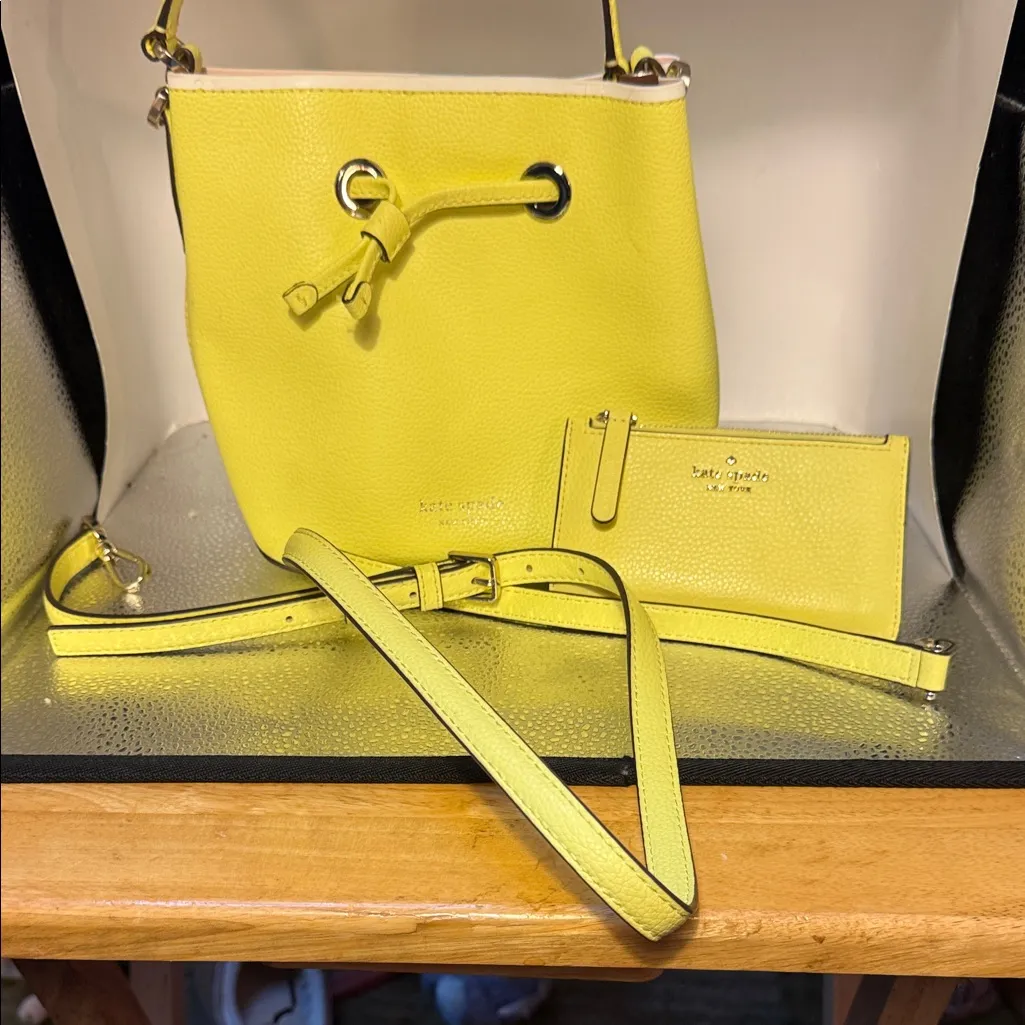 Kate Spade  Lemon Yellow Shoulder Bag with Pouch - Image 6