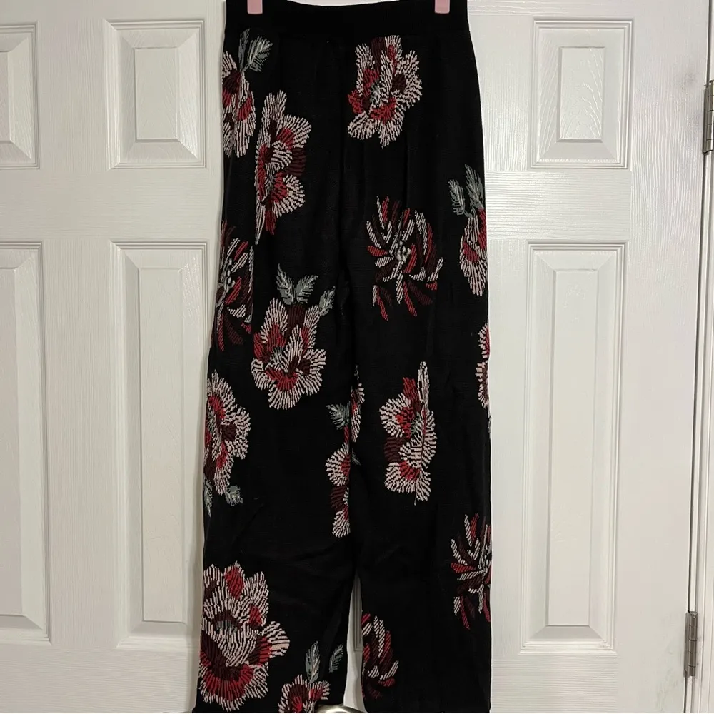 Anthropologie Laia Intarsia floral wide leg knit sweater pants - Image 3