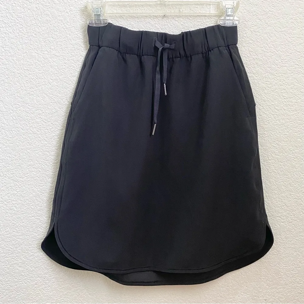Athletica Black On The Fly Skirt Size 4 - Image 7