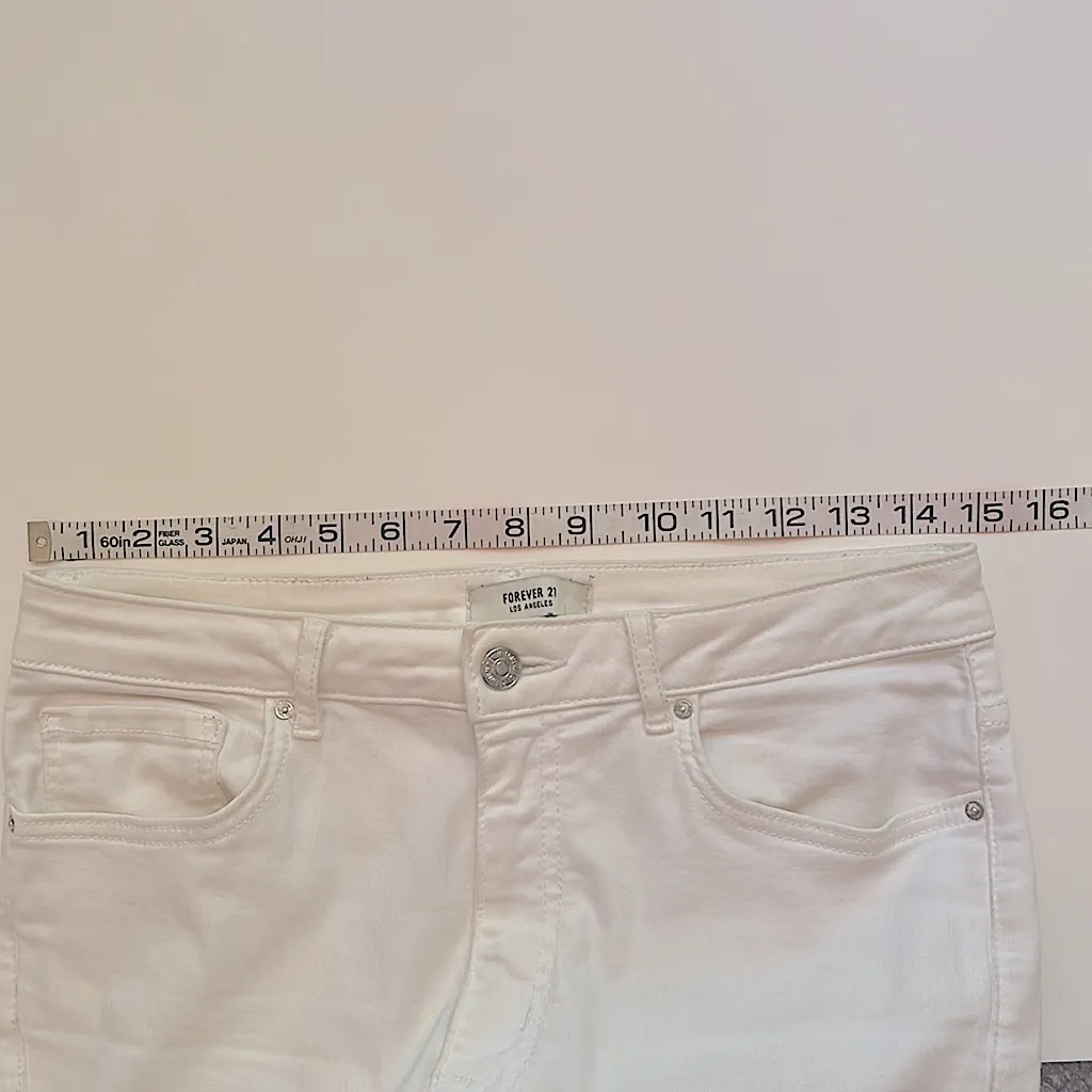 Forever 21 high waisted skinny white stretchy jeans distressed knees Size 29 - Image 7