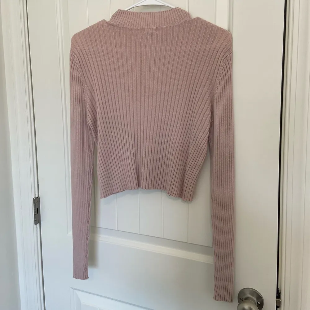 EUC | Garage women’s pale pink‎ cropped sweater — large - Image 5