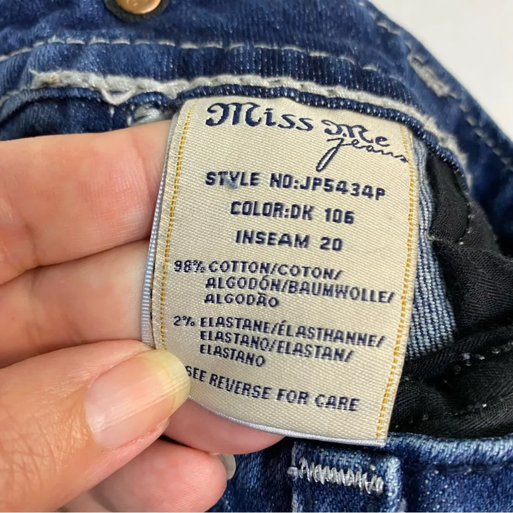 Miss Me Blue Capri Cropped Jeans Embellished Design Low-Rise Size 25 Dark Blue - Image 14