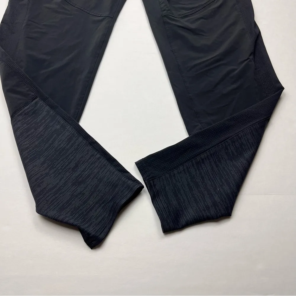 Outdoor Voices Womens Size Small Black Thin Jogger Pant Perforated Sides Tapered - Image 8