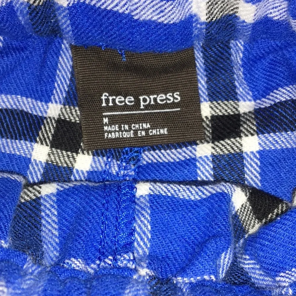 Free Press Blue Plaid Pajama Lounge Shorts Blue Marmara Rose Plaid Medium NWT - Image 4