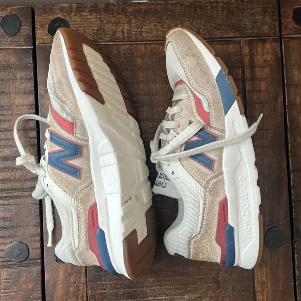 New Balance Women's 997 Casual Sneakers From Finish Line Size 9 - Image 8