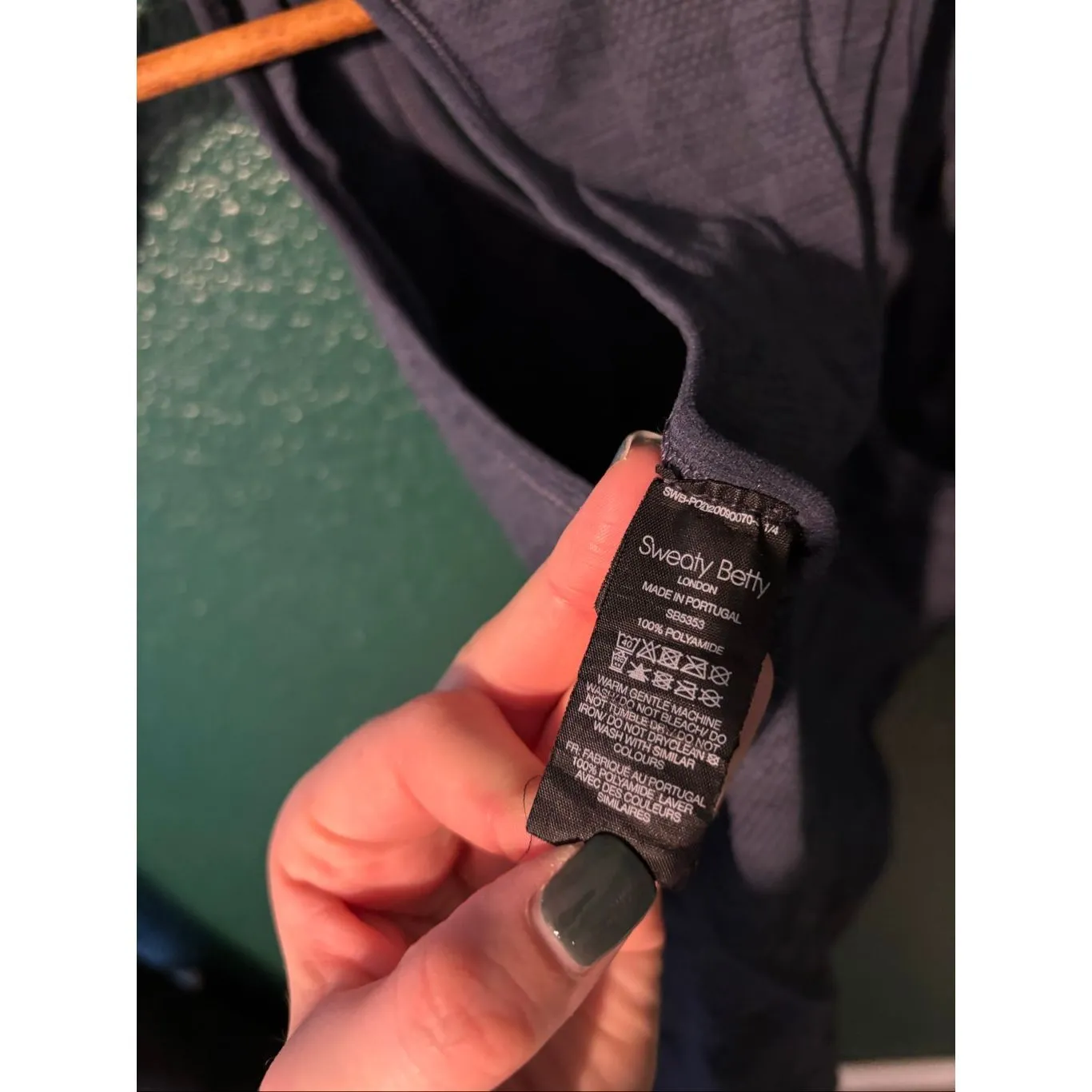 Sweaty Betty Seamless Racerback Tank Top Sz Medium - Image 2