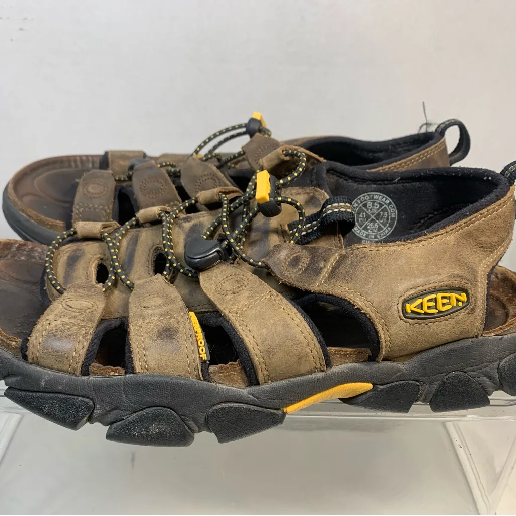 Keen Women’s Hiking Open Toe Sandals.        2240 - Image 5