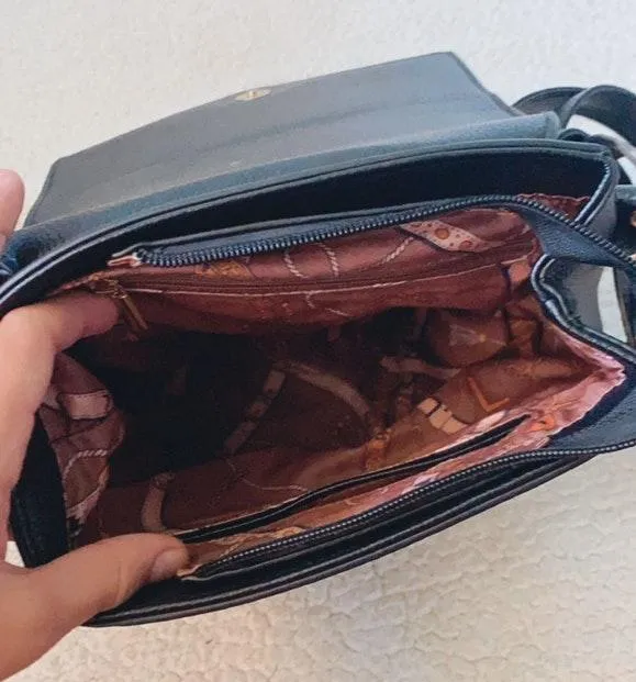 Guess Black Backpack - Image 2