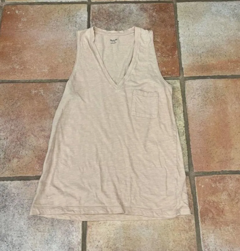 Madewell Whisper Cotton V-Neck Pocket Tank - Image 2